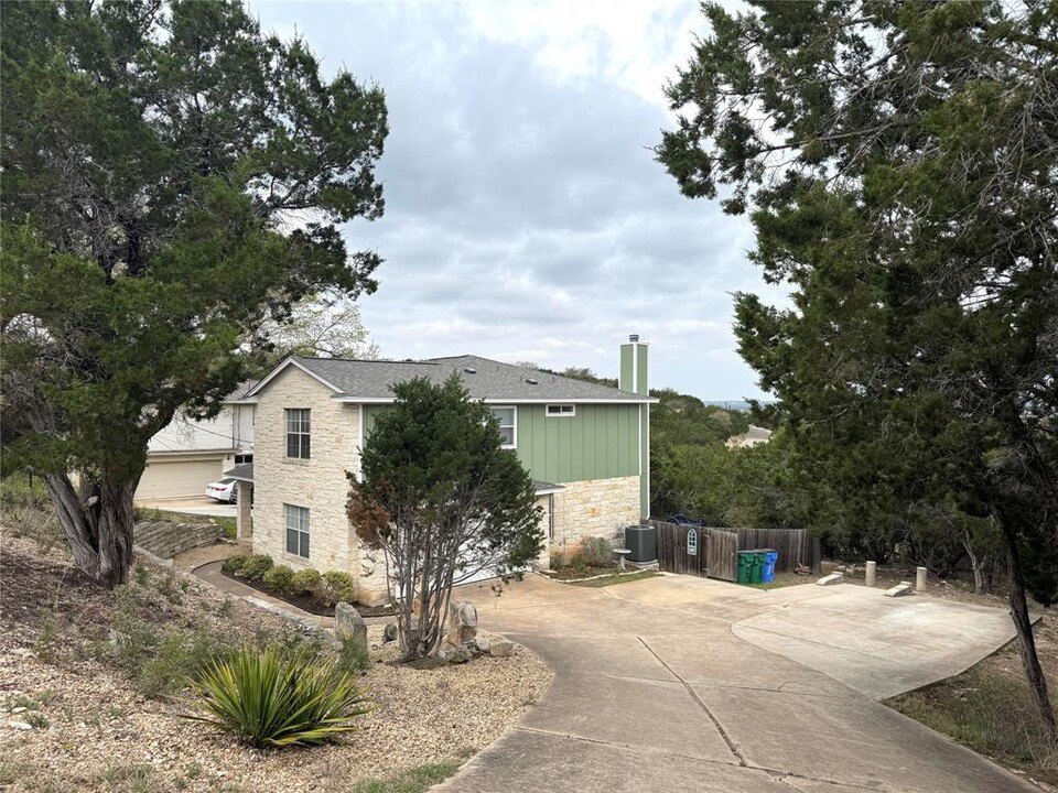 20604 Branding Iron in Lago Vista, TX - Building Photo