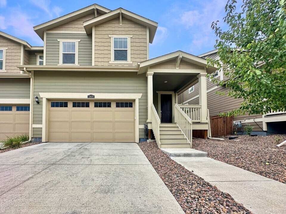 17470 E 95th Ave in Commerce City, CO - Building Photo