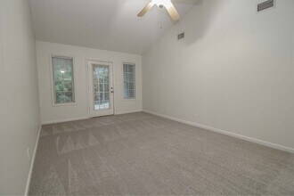 299 Raleigh Dr in Clarksville, TN - Building Photo - Building Photo