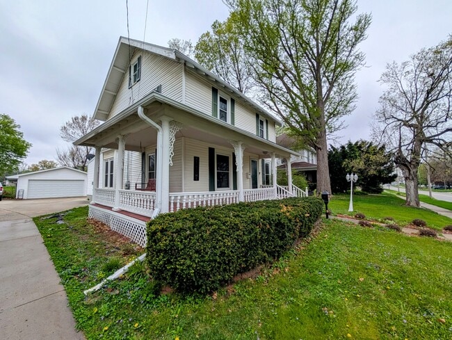 property at 517 1st Ave W