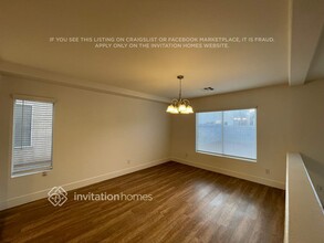 10615 Salmon Leap St, Unit F in Las Vegas, NV - Building Photo - Building Photo