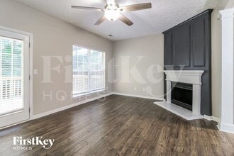 4073 Beaver Oaks Dr in Duluth, GA - Building Photo - Building Photo
