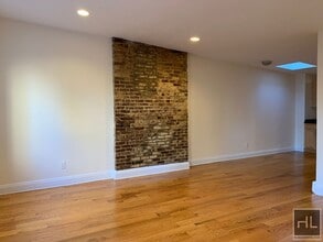 WEST BROADWAY, Unit 3FL in New York, NY - Building Photo - Building Photo