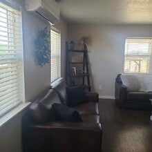 10313 Crackerbox Rd in Oakdale, CA - Building Photo - Building Photo