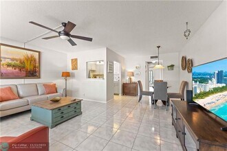 1088 Harwood F-Unit -1088 in Deerfield Beach, FL - Building Photo - Building Photo