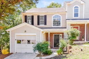 1683 Barrington Overlook in Marietta, GA - Building Photo