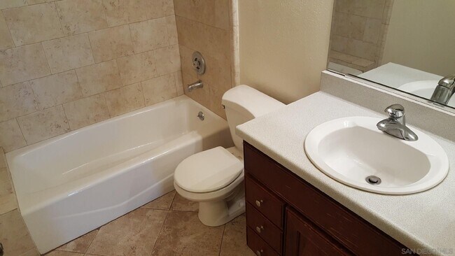 1462 Oliver Ave in San Diego, CA - Building Photo - Building Photo