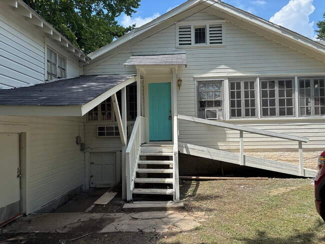 property at 2606 Dodson Ave
