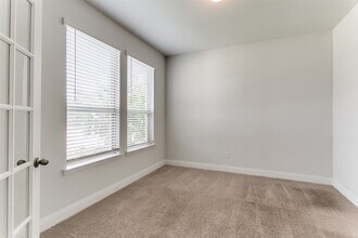 3701 Trillium Dr in Fort Worth, TX - Building Photo - Building Photo