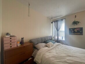 1056 Cambridge St in Cambridge, MA - Building Photo - Building Photo