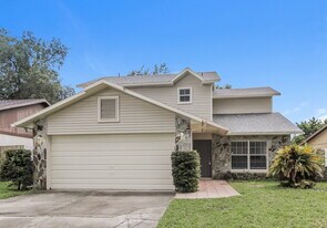 720 Oak Manor Cir in Orlando, FL - Building Photo