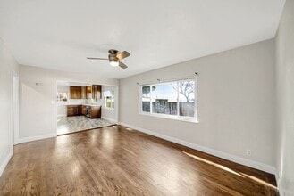 9714 MacArthur Blvd in Oakland, CA - Building Photo - Building Photo