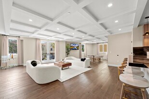 Chateau Century in Los Angeles, CA - Building Photo