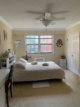 4378 N Pershing Dr, Unit 1 in Arlington, VA - Foto de edificio - Building Photo