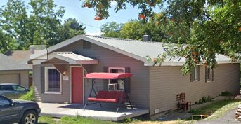property at 257 N Cedar St