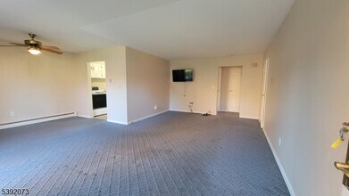 15 Cottage St in Midland Park, NJ - Building Photo - Building Photo