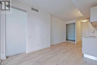 3-2013 Gloucester St in Toronto, ON - Building Photo - Building Photo