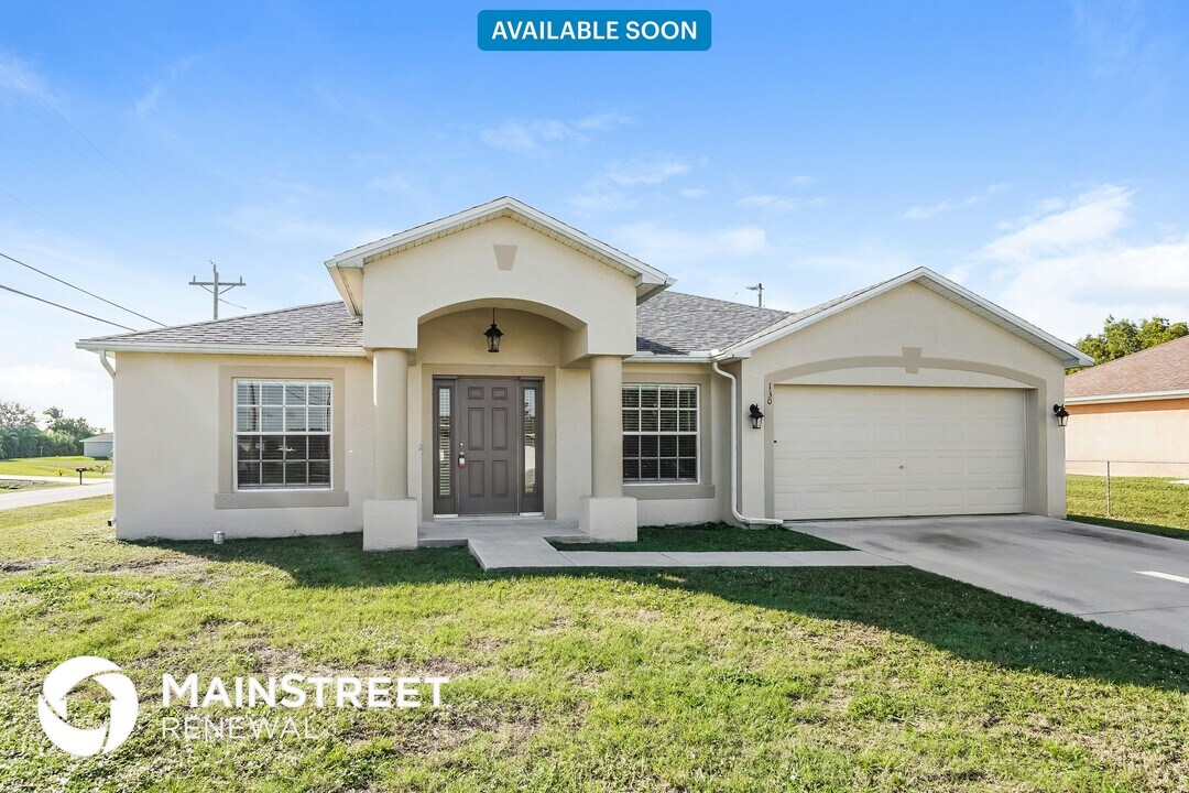 130 NE 11th Terrace in Cape Coral, FL - Building Photo