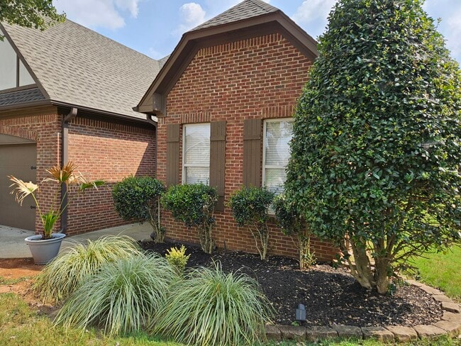 72 Maple Grove Blvd SW in Huntsville, AL - Building Photo - Building Photo