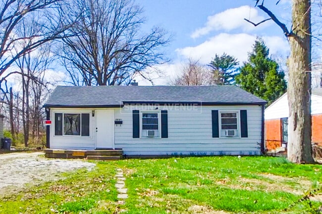 property at 3636 N Whittier Pl