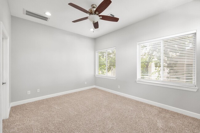 property at 1112 Andrews St