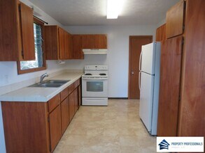 399 Iwalani St in Hilo, HI - Building Photo - Building Photo