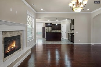 2300 SW Chaddington Rd in Bentonville, AR - Foto de edificio - Building Photo