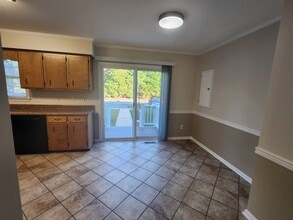 1023 Baccharis Dr in Salisbury, MD - Foto de edificio - Building Photo