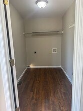 16 Westwood Ct in Bowling Green, MO - Building Photo - Building Photo