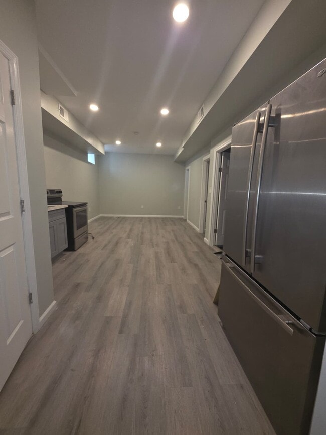 61 N Grove St, Unit 1L, Unit 1L