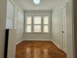 761 S 16th St, Unit 2nd Floor in Newark, NJ - Foto de edificio - Building Photo
