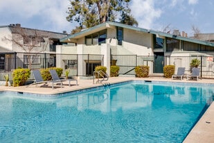 San Aurelio in Phoenix, AZ - Building Photo