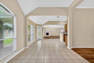 4014 Shoreview Ln in Missouri City, TX - Building Photo - Building Photo