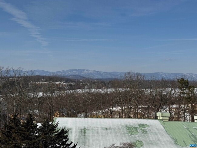 property at 500 Crestwood Dr