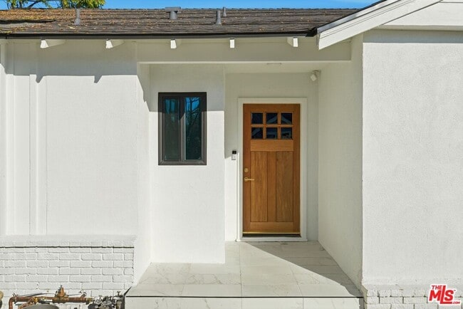 12455 Milbank St in Los Angeles, CA - Building Photo - Building Photo