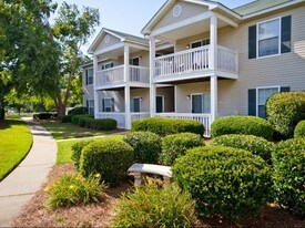 Churchill Commons Apartments