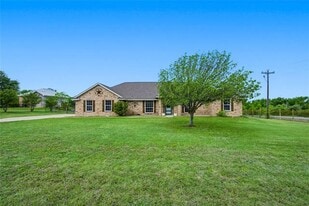 100 Pinnacle Cir in Aledo, TX - Building Photo