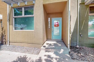 343 Platinum St SW in Albuquerque, NM - Building Photo - Building Photo