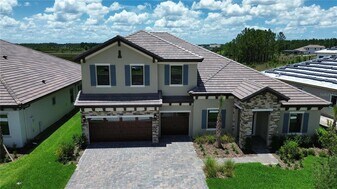 35436 Big Hawk Dr in Zephyrhills, FL - Building Photo