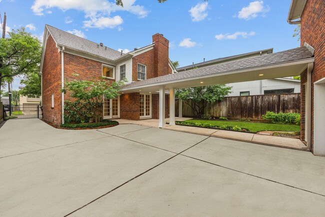 3216 Rice Boulevard in Houston, TX - Building Photo - Building Photo