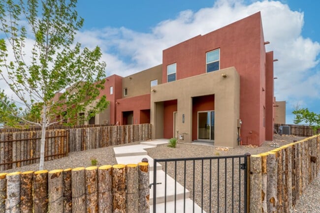 7308 Contenta Ridge