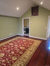 8 Roswell Pl in Oceanside, NY - Building Photo - Building Photo