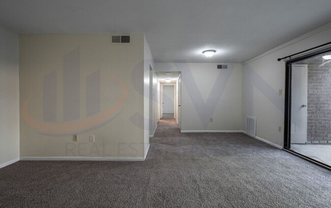 500 Umstead Dr in Chapel Hill, NC - Building Photo - Building Photo