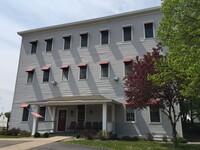 Pioneer Point in Stevens Point, WI - Foto de edificio - Building Photo