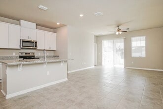 2420 Gold Dust Dr in Minneola, FL - Building Photo - Building Photo
