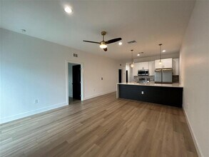 12602 Buffing Rd in Port Charlotte, FL - Building Photo - Building Photo