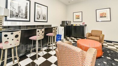 1001 N Randolph St in Arlington, VA - Building Photo - Building Photo