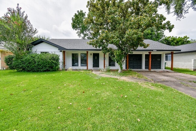 property at 5019 Stillbrooke Dr