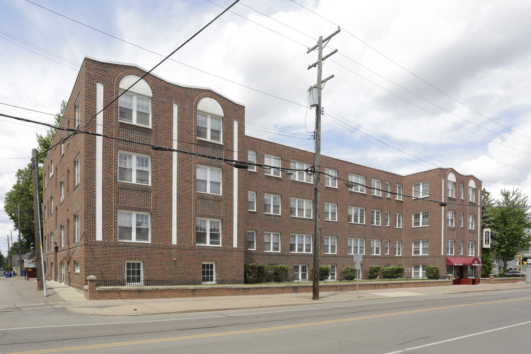 Cle-Mar Apartments in St. Paul, MN - Building Photo