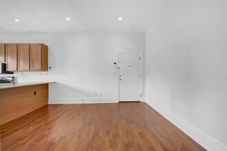 56 Monroe St in Hoboken, NJ - Building Photo - Building Photo